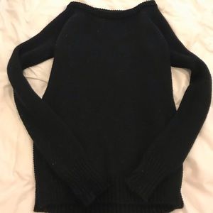 Lululemon sweater side cut thick sweater size 4